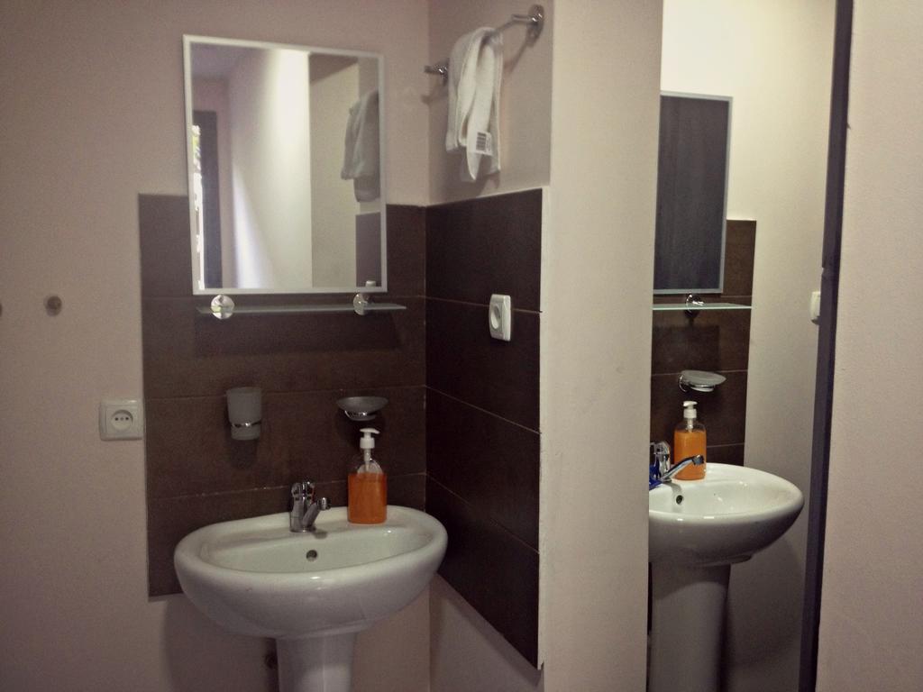 Hostel Indie Mindie Тбілісі Екстер'єр фото